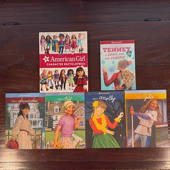 American Girl Other - American Girl Book Bundle